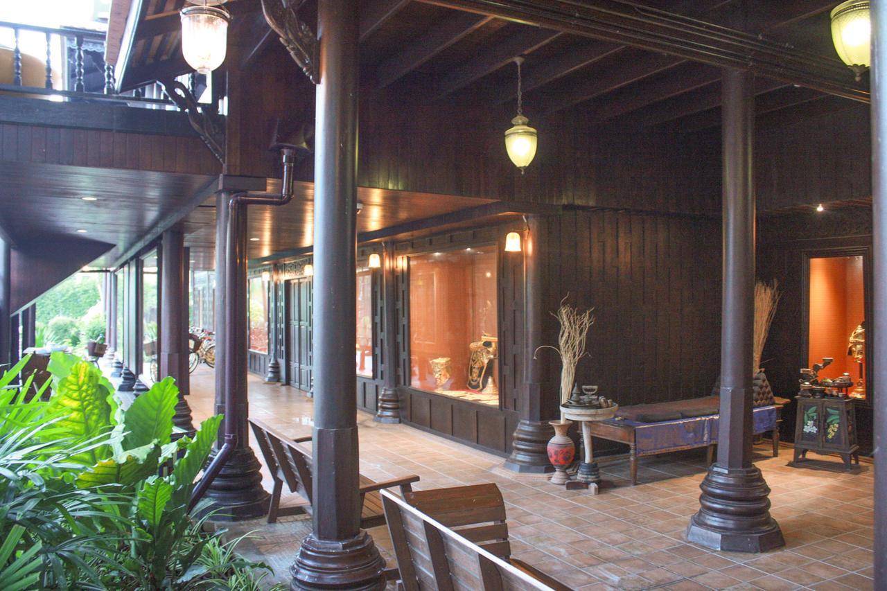 Chuchaiburi Sri Amphawa Exteriör bild