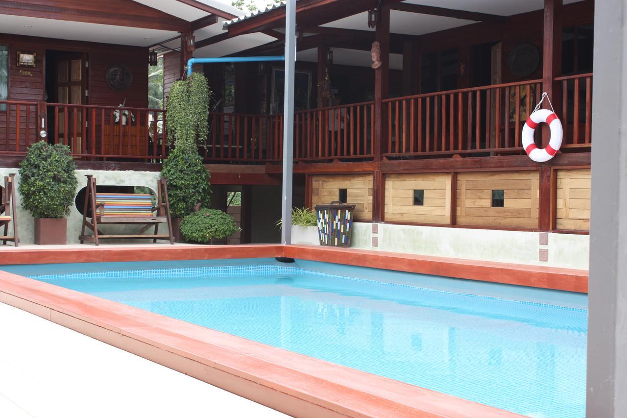 Chuchaiburi Sri Amphawa Exteriör bild