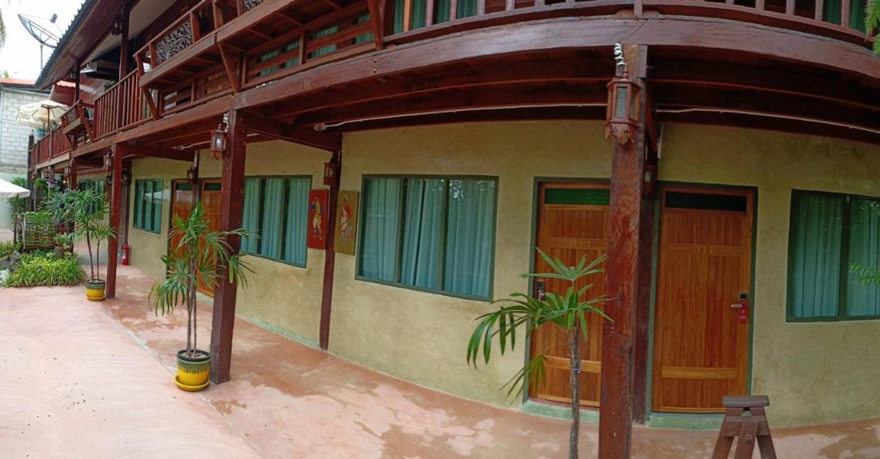 Chuchaiburi Sri Amphawa Exteriör bild
